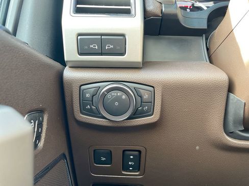 Used 2019 Ford F450 King Ranch w/ King Ranch Ultimate Package image 34