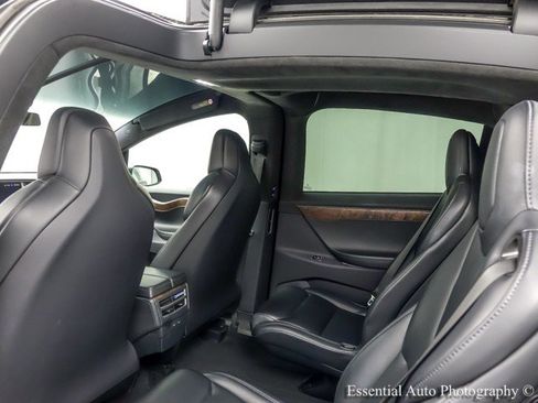 Used 2019 Tesla Model X AWD/4WD image 16
