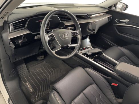 Certified 2024 Audi Q8 e-tron Prestige w/ Prestige Package image 4