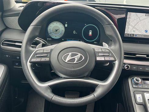 Used 2024 Hyundai Palisade Limited image 24