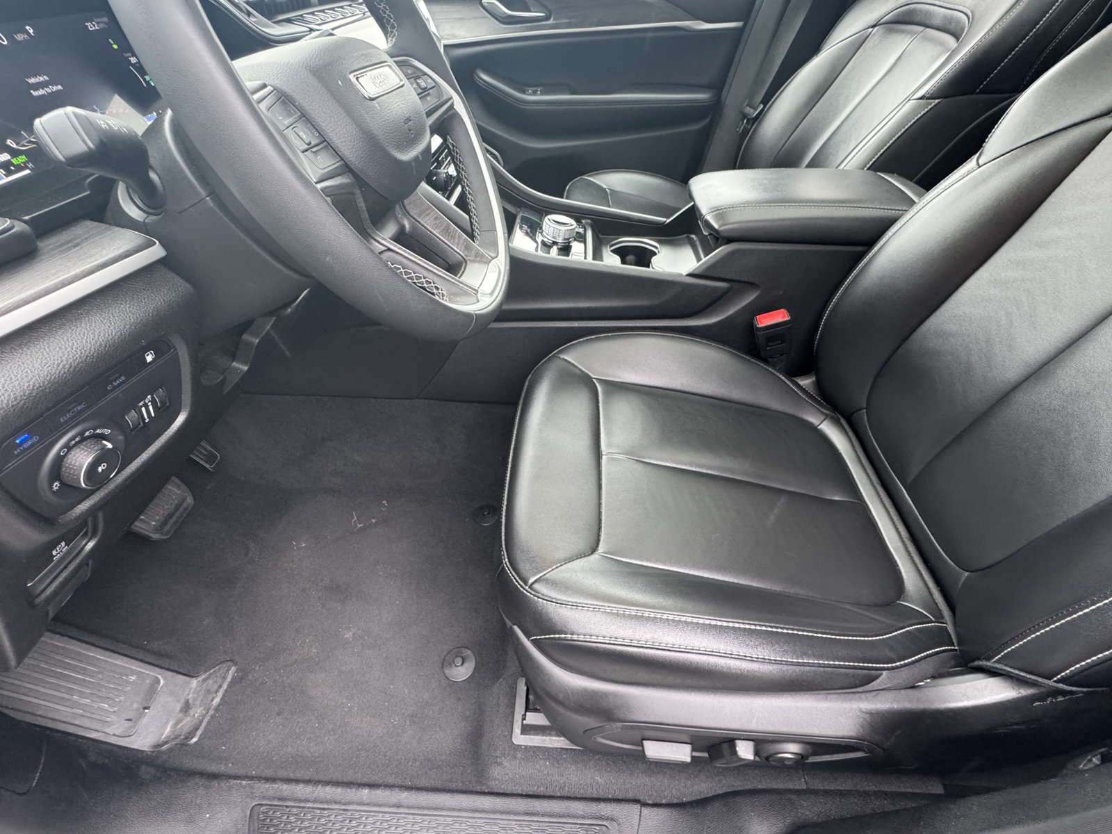 Used 2024 Jeep Grand Cherokee Limited 4xe AWD/4WD image 9