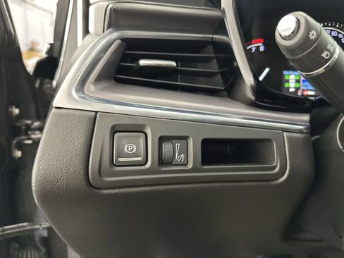 Used 2018 Cadillac XT5 Luxury w/ Driver Awareness Package FWD image 18