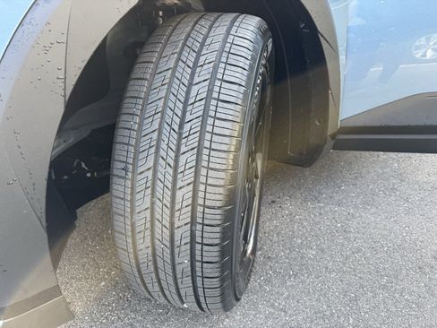 Certified 2025 Hyundai Ioniq 5 SEL image 29