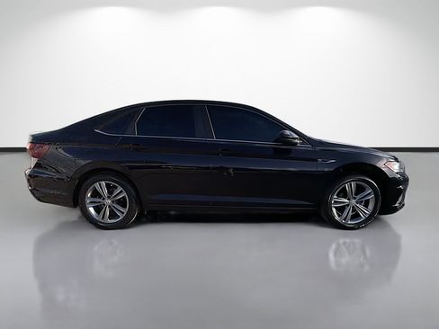 Used 2020 Volkswagen Jetta R-Line FWD image 2