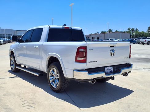 Used 2022 RAM 1500 Laramie AWD/4WD image 2