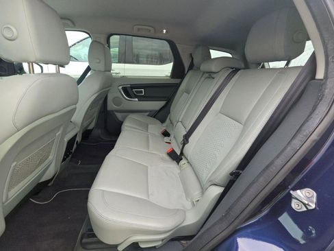 Used 2016 Land Rover Discovery Sport SE AWD/4WD image 12