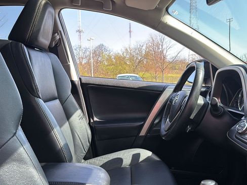 Used 2014 Toyota RAV4 Limited w/ Technology Package image 24