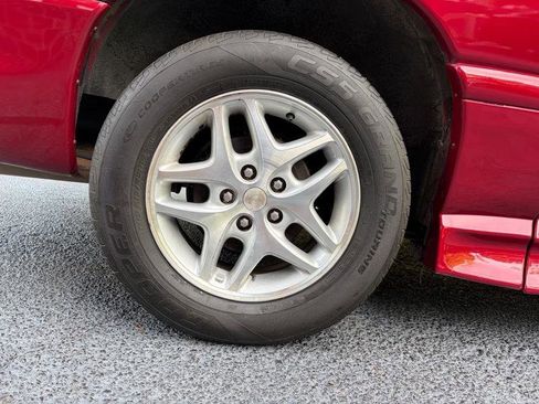 Used 1999 Dodge Grand Caravan SE FWD image 14