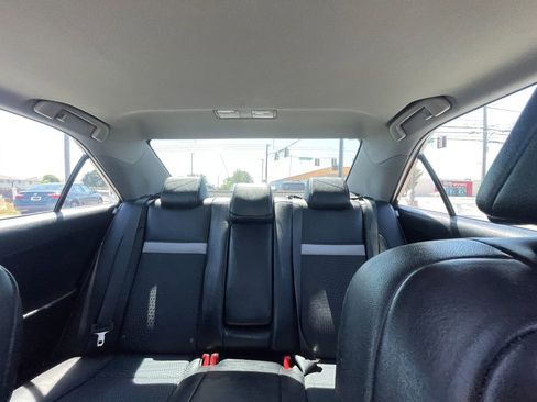 Used 2014 Toyota Camry SE FWD image 39