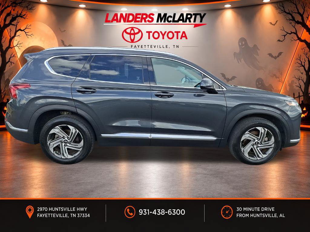 Used 2022 Hyundai Santa Fe SEL FWD image 2