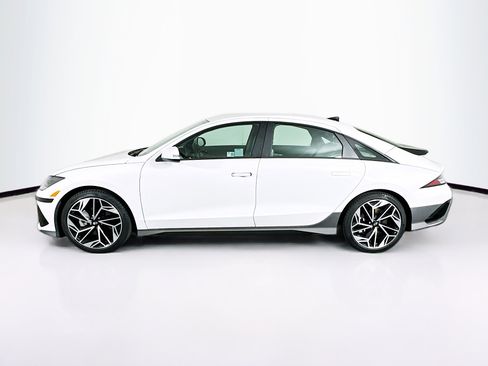 Used 2024 Hyundai Ioniq 6 Limited RWD image 4