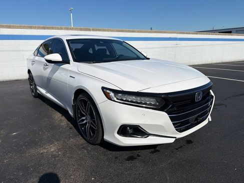 Certified 2022 Honda Accord Touring image 7