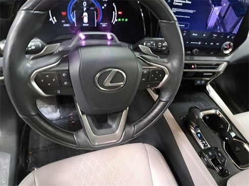 Used 2024 Lexus RX 350 Premium Plus image 17