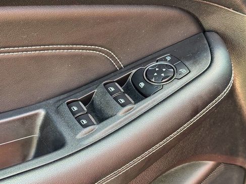 Used 2023 Ford Edge Titanium w/ Cargo Accessory Package image 28