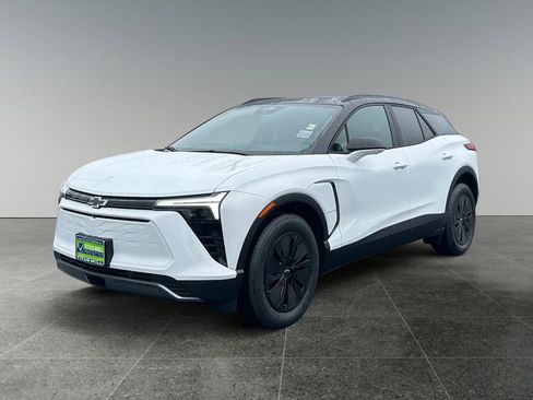 New 2026 Chevrolet Blazer EV LT image 3