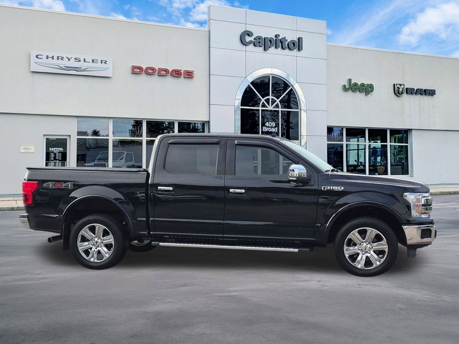 Used 2019 Ford F150 Lariat w/ Equipment Group 502A Luxury AWD/4WD image 2