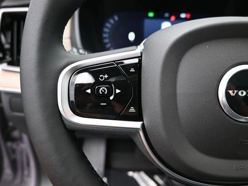 New 2026 Volvo XC90 B6 Plus w/ Protection Package Premier image 14