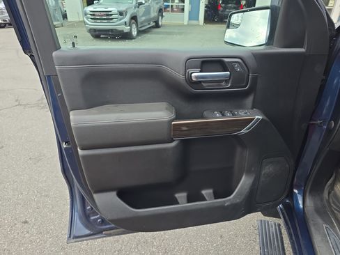 Used 2021 Chevrolet Silverado 1500 RST image 18