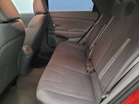 Used 2023 Hyundai Elantra SEL FWD image 18