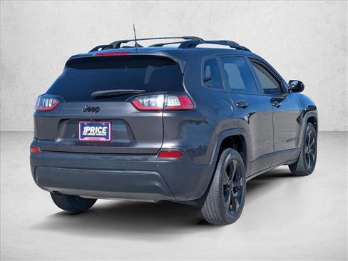 Used 2020 Jeep Cherokee Latitude Plus image 5