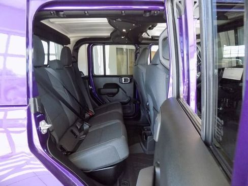 New 2026 Jeep Gladiator Sport image 27