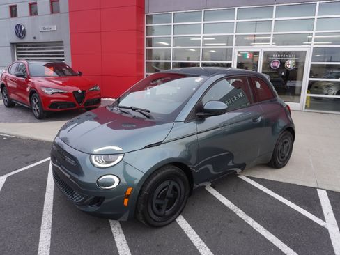 New 2025 FIAT 500 e image 3