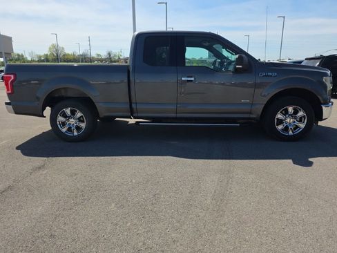 Used 2015 Ford F150 XLT w/ Equipment Group 301A Mid RWD image 4