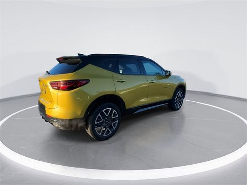 Used 2023 Chevrolet Blazer RS w/ LPO, Floor Liner Package image 8