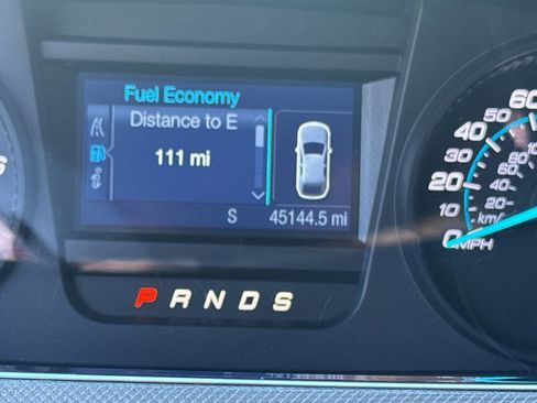 Used 2019 Ford Taurus SE image 23