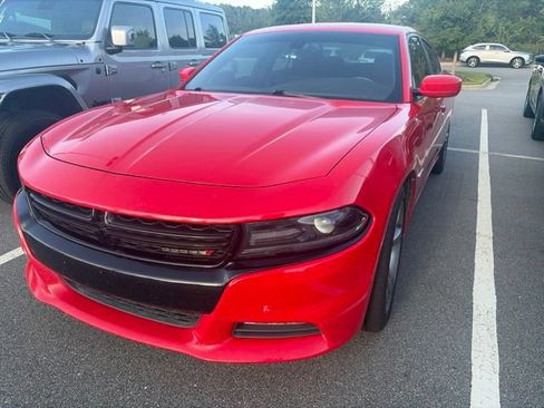 Used 2016 Dodge Charger R/T w/ Navigation & Travel Group RWD image 2