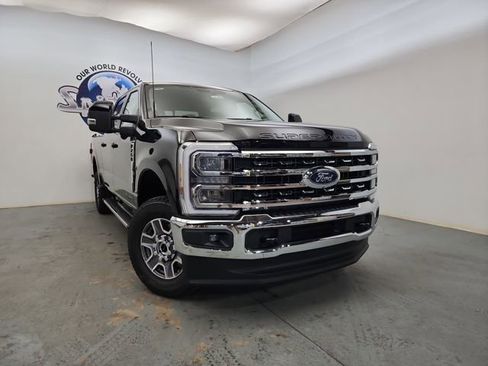 New 2026 Ford F250 Lariat image 2