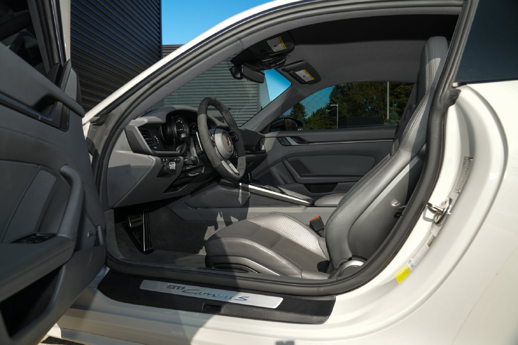 Certified 2023 Porsche 911 Carrera S RWD image 20