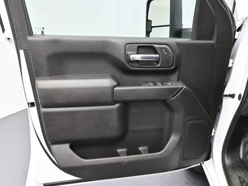 Used 2025 Chevrolet Silverado 2500 W/T w/ WT Convenience Package AWD/4WD image 32