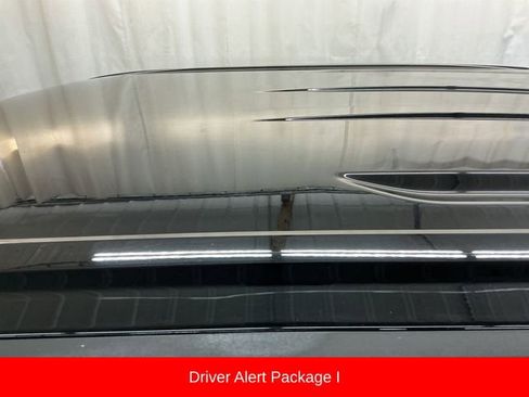 Used 2022 GMC Sierra 1500 Elevation w/ Driver Alert Package I image 7