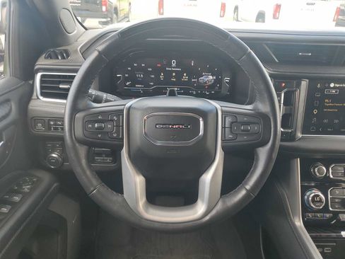 Used 2023 GMC Yukon Denali w/ Advanced Technology Package AWD/4WD image 16