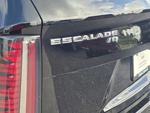 Certified 2025 Cadillac Escalade IQ Sport 1 AWD/4WD image 11