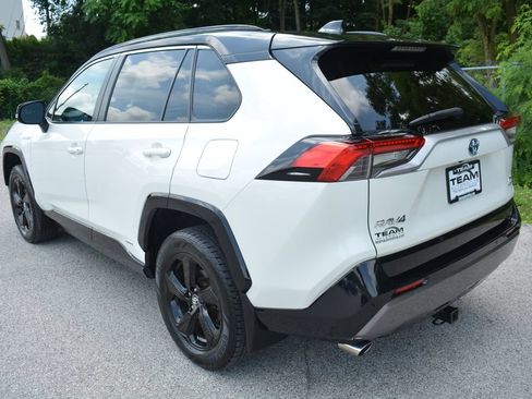 Used 2021 Toyota RAV4 XSE AWD/4WD image 7