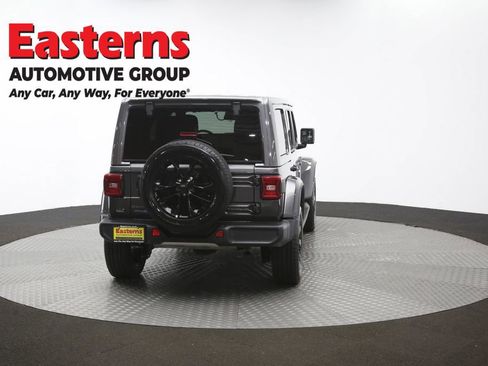 Used 2025 Jeep Wrangler Unlimited Sahara image 37