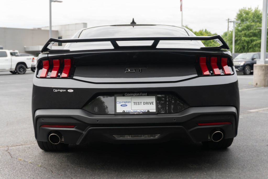 Used 2024 Ford Mustang GT RWD image 9