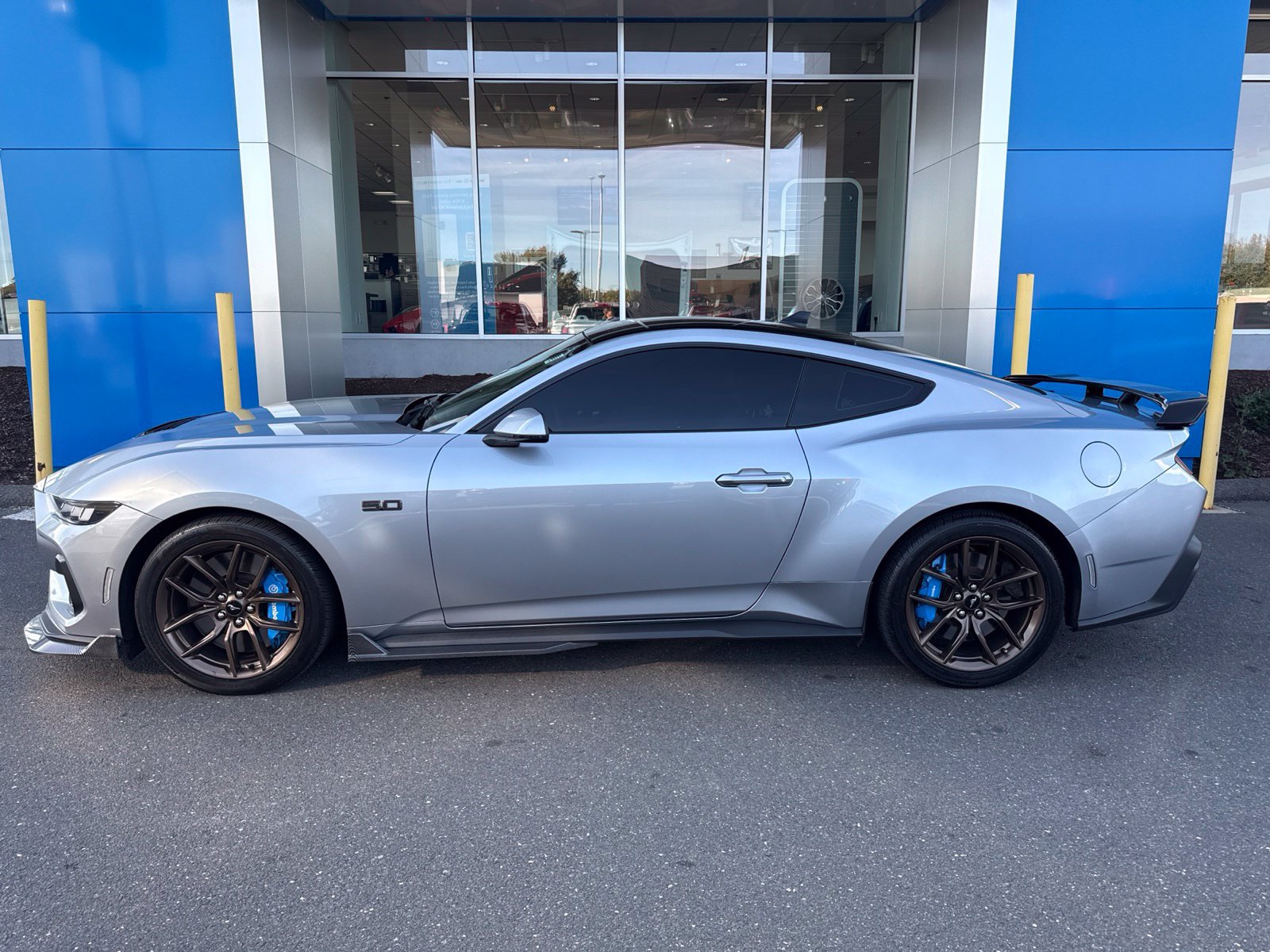 Used 2024 Ford Mustang GT Premium RWD image 8