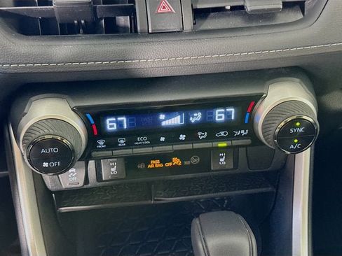 Used 2023 Toyota RAV4 XLE image 15