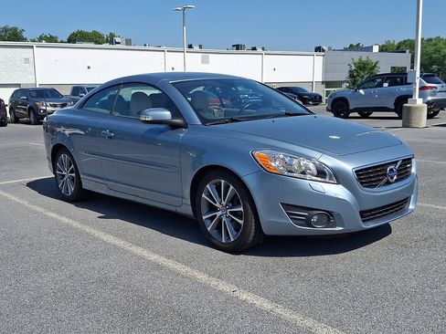 Used 2011 Volvo C70 T5 FWD image 3