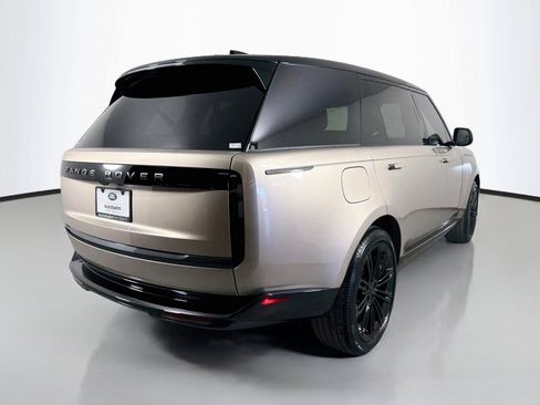 New 2026 Land Rover Range Rover Long Wheelbase SE AWD/4WD image 5
