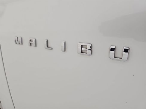 Used 2018 Chevrolet Malibu LT w/ Leather Package image 42