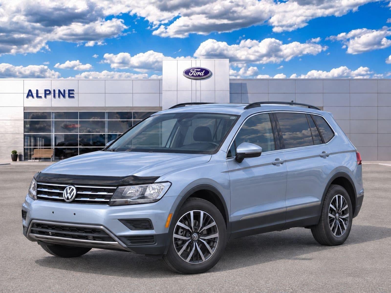 Used 2021 Volkswagen Tiguan SE AWD/4WD image 2
