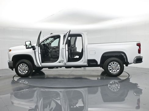 Used 2023 Chevrolet Silverado 2500 LT image 35