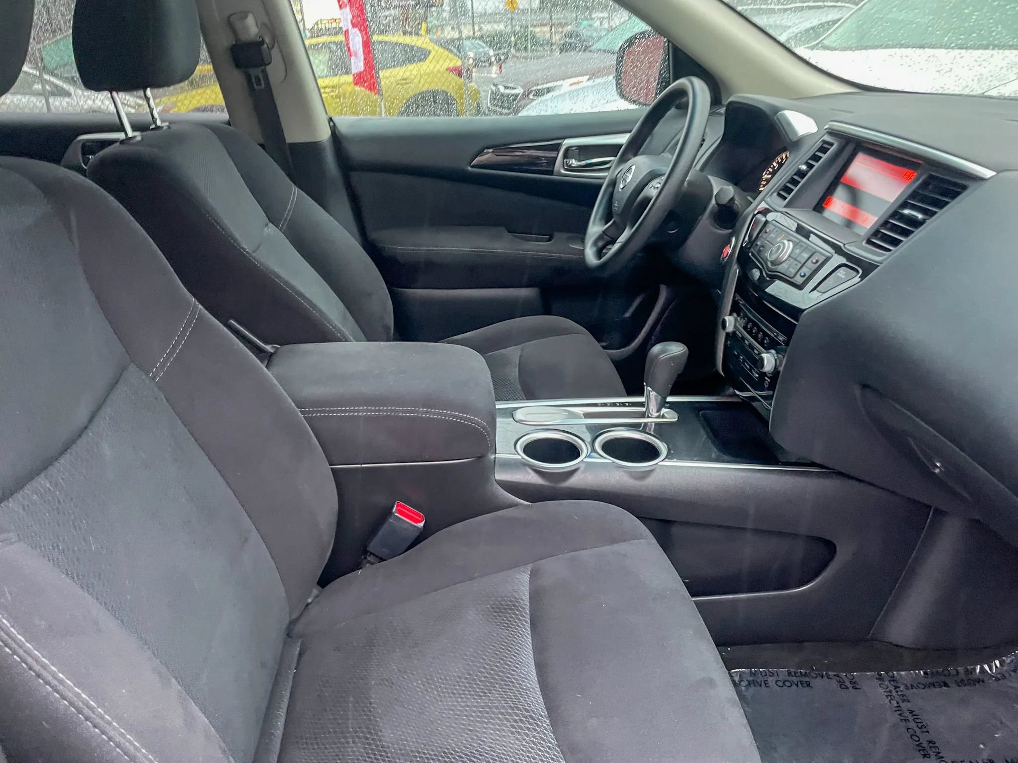 Used 2014 Nissan Pathfinder S FWD image 36