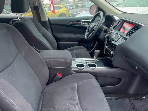Used 2014 Nissan Pathfinder S FWD image 36