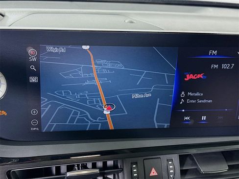 Used 2022 Lexus ES 300h w/ Luxury Package image 5