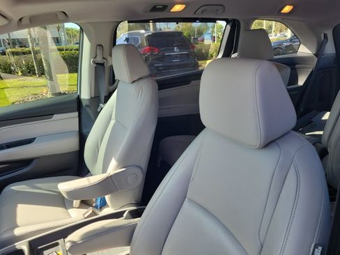 Used 2018 Honda Odyssey EX-L image 19